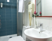 Hostal Astoria | Bathroom